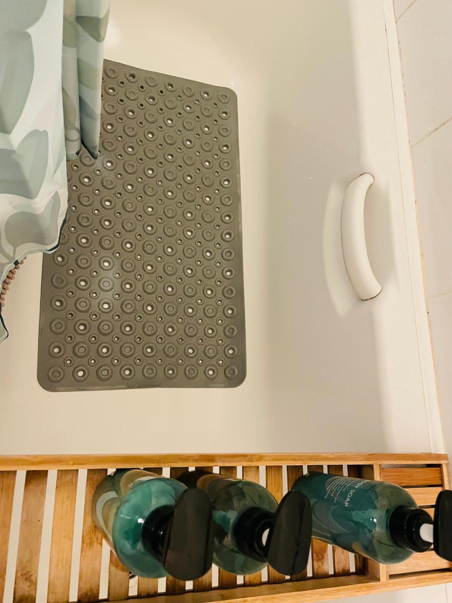 A Room In Central Park Apts Carrick-on-Shannon Экстерьер фото