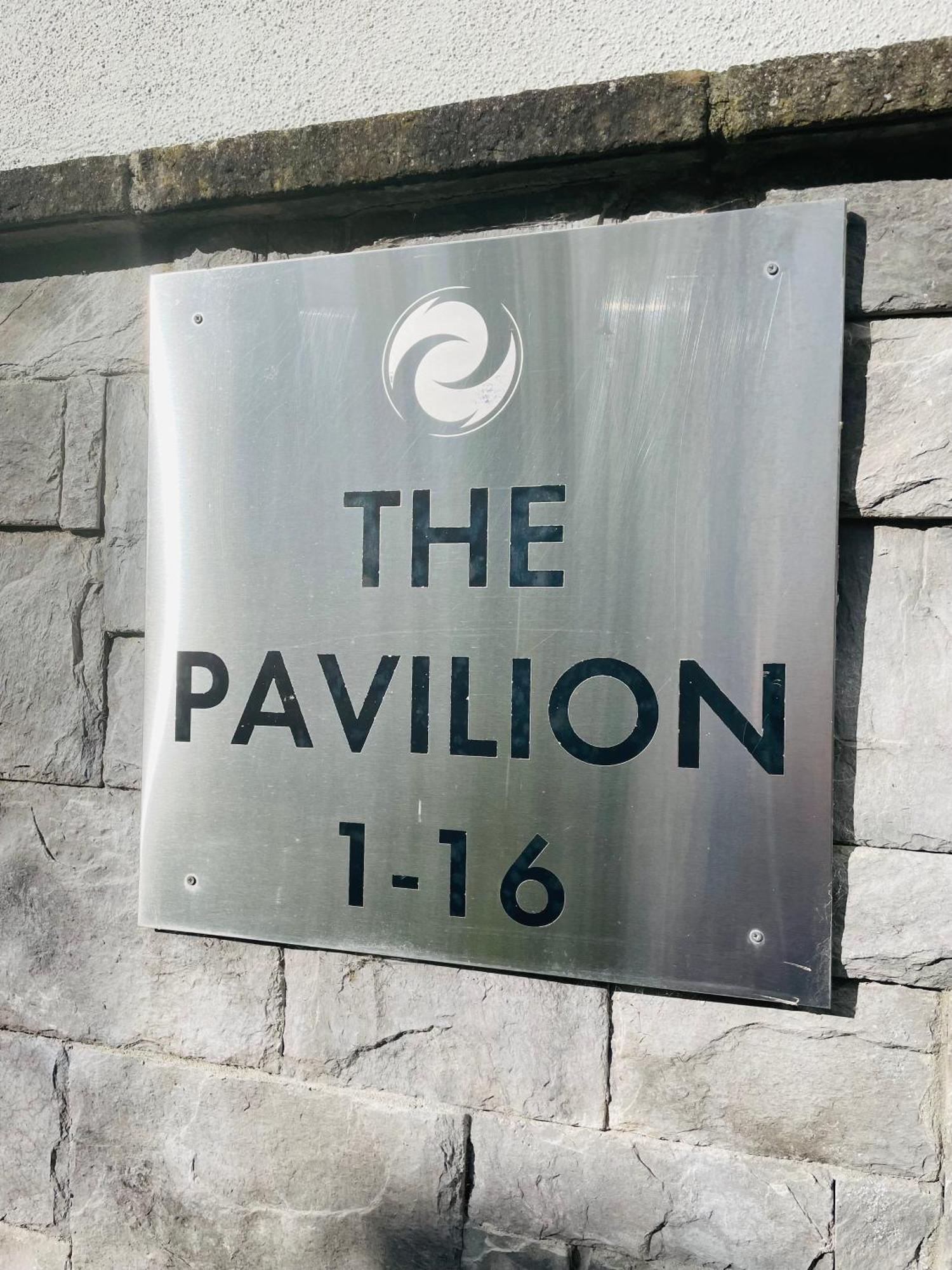 A Room In Central Park Apts Carrick-on-Shannon Экстерьер фото