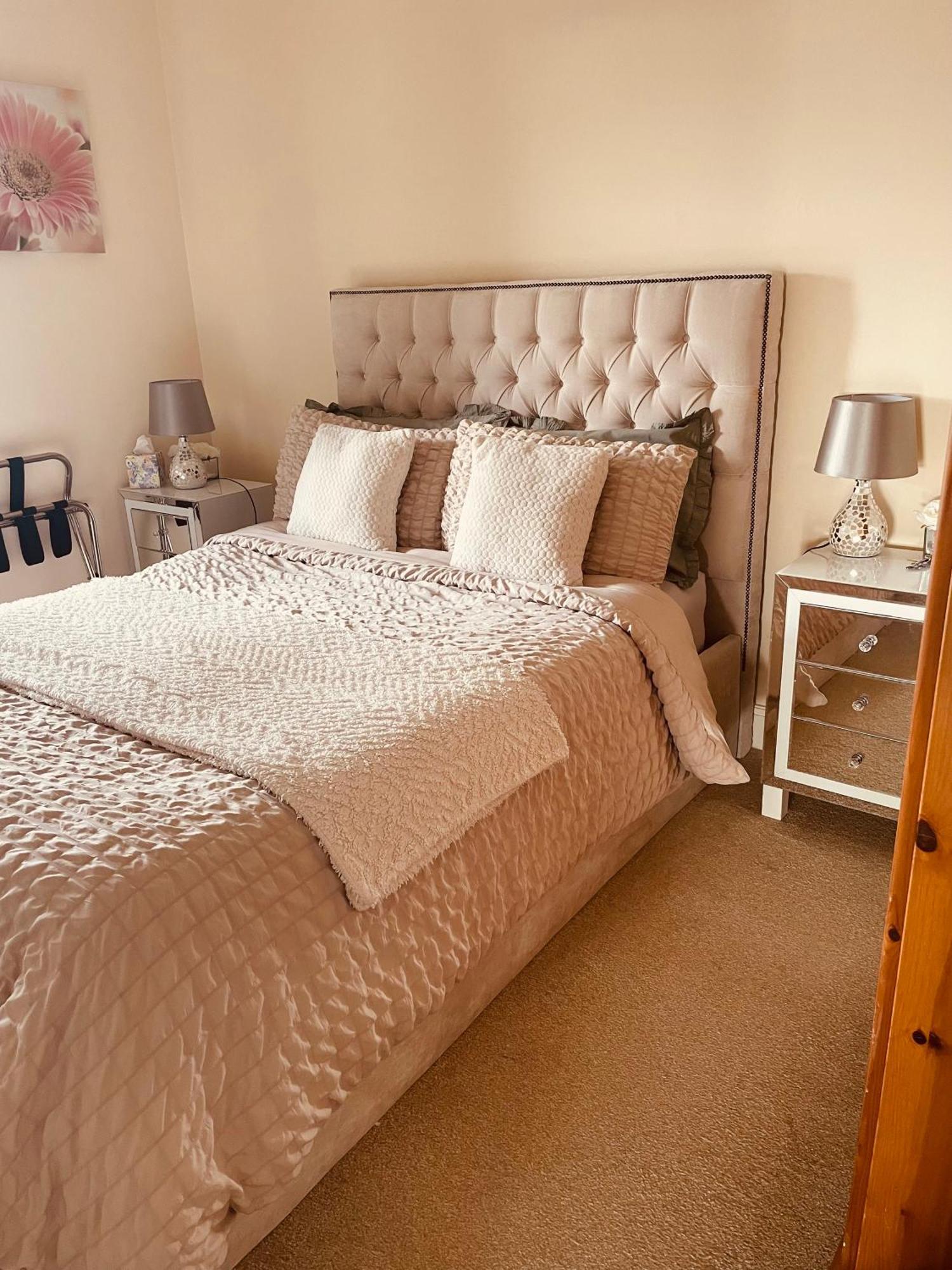 A Room In Central Park Apts Carrick-on-Shannon Экстерьер фото